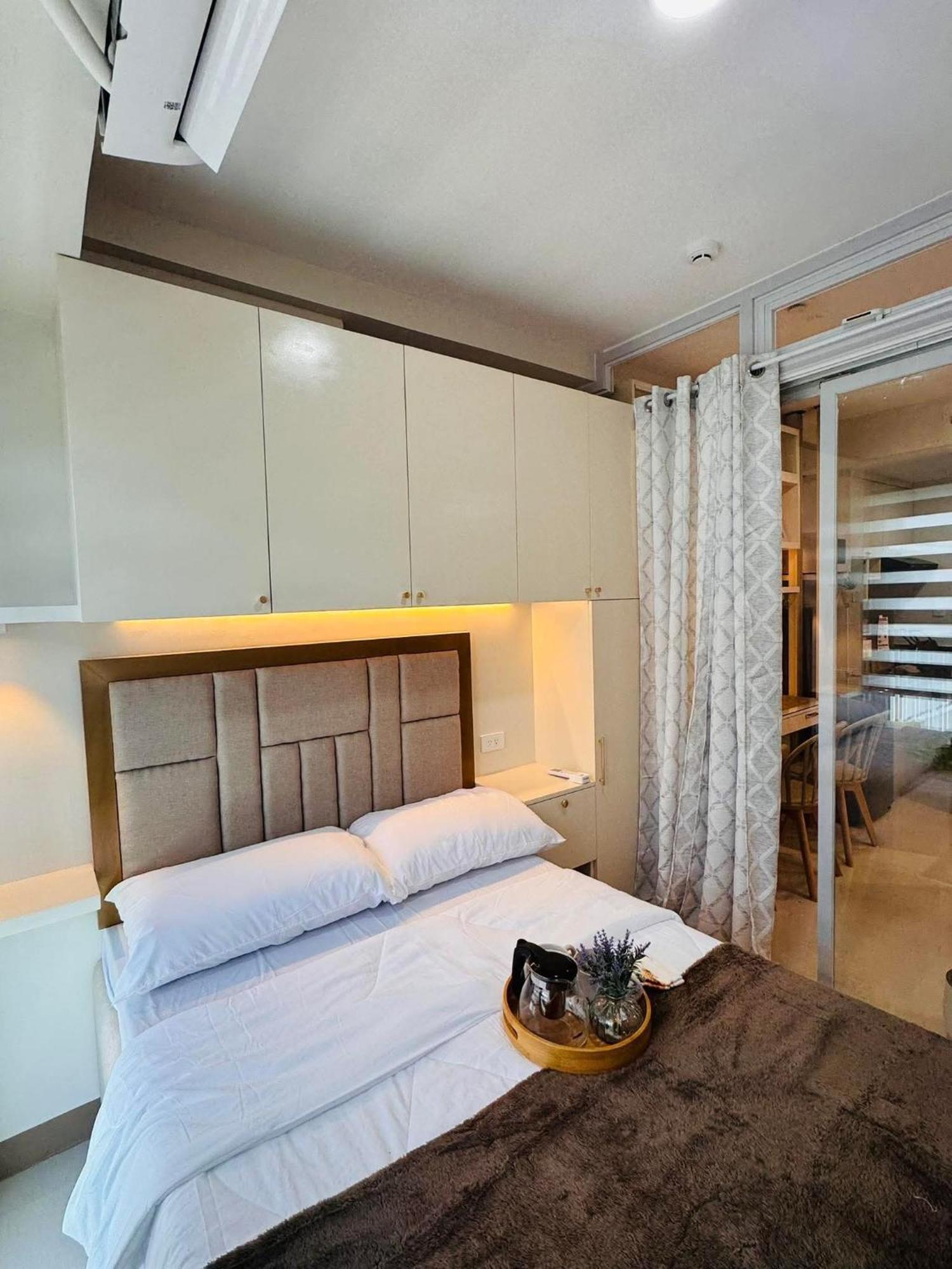 Rj Elite Escape 2Br Condo W Balcony Near Sm Iloilo Dış mekan fotoğraf