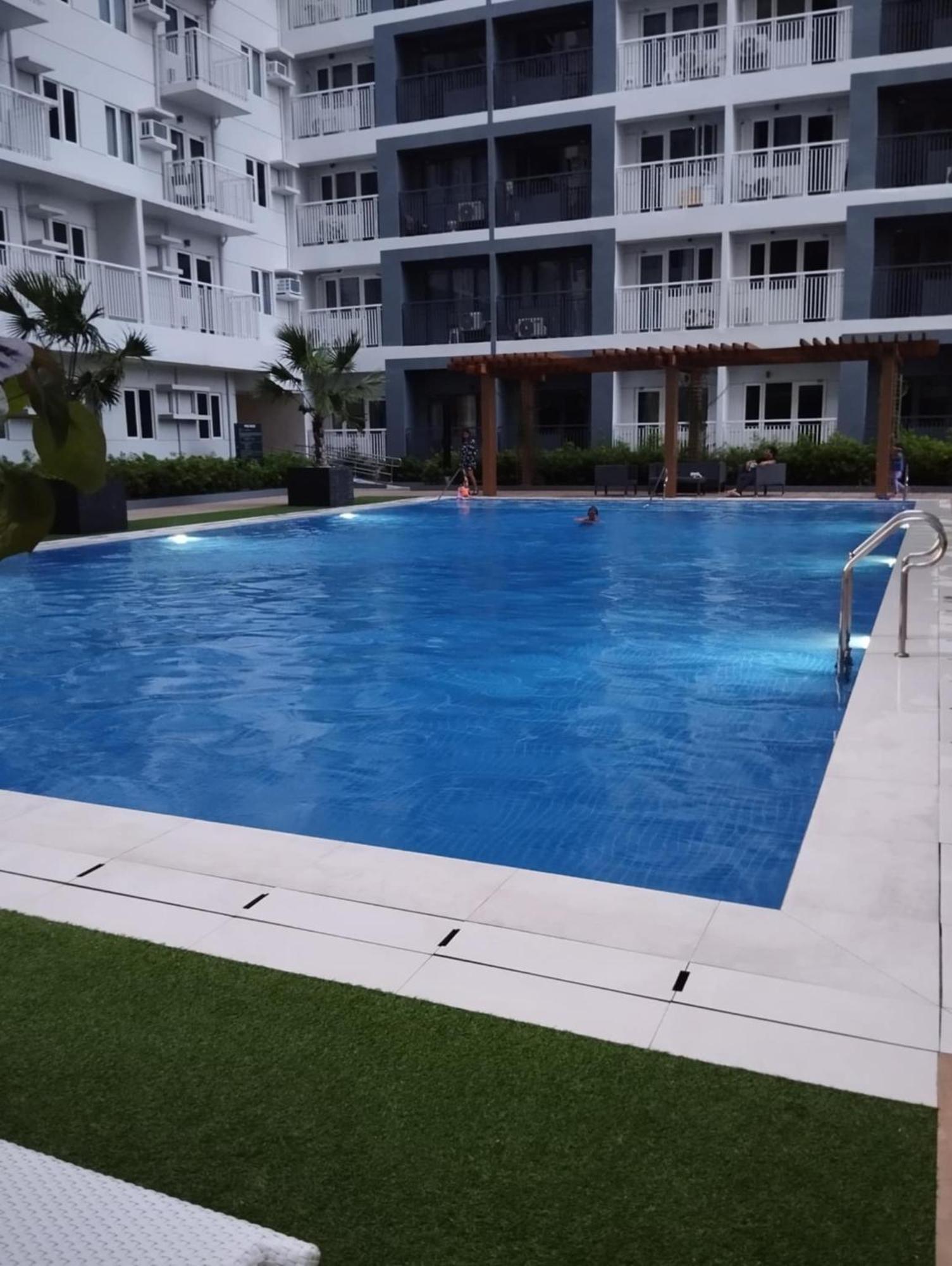 Rj Elite Escape 2Br Condo W Balcony Near Sm Iloilo Dış mekan fotoğraf
