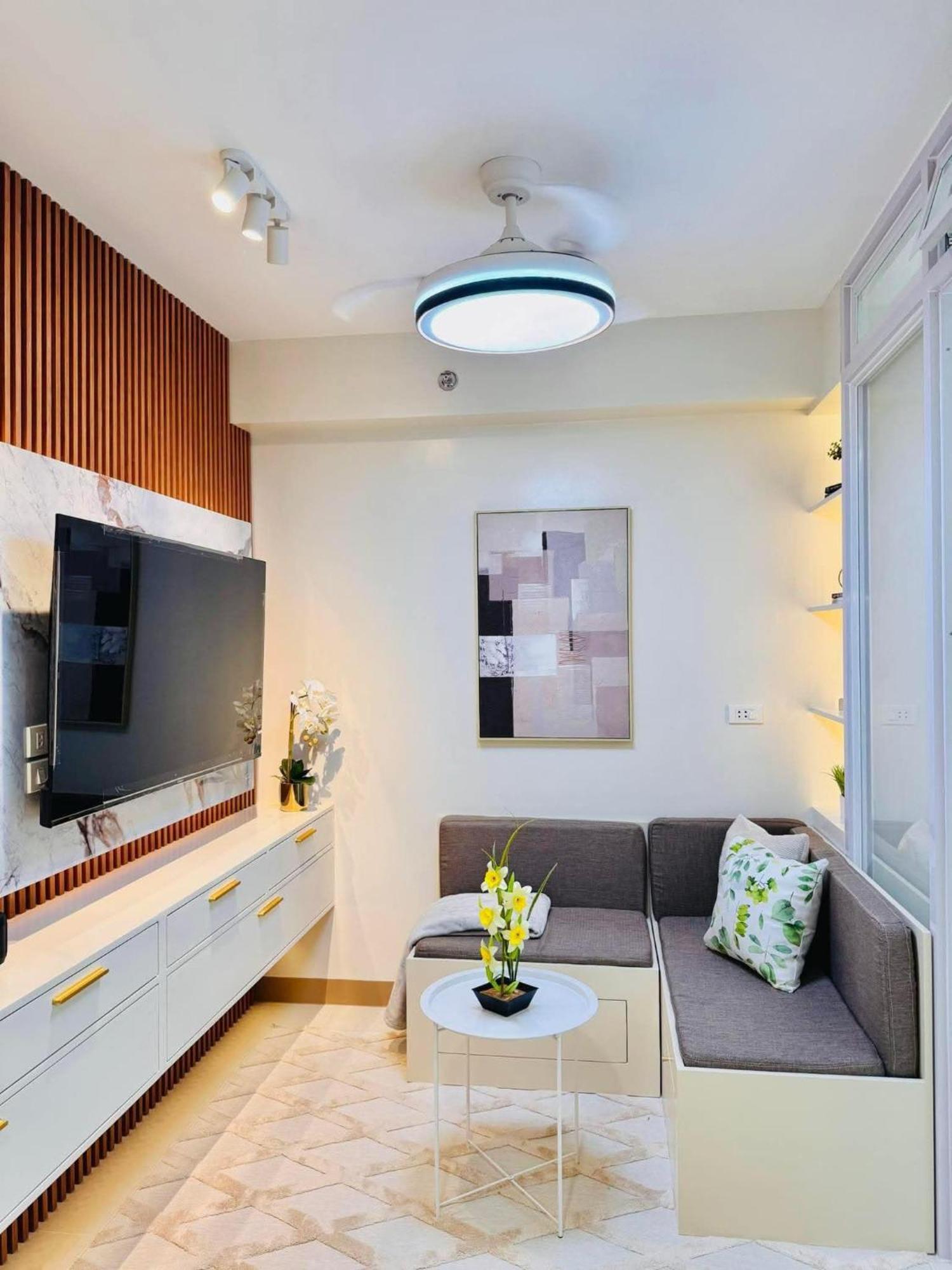 Rj Elite Escape 2Br Condo W Balcony Near Sm Iloilo Dış mekan fotoğraf